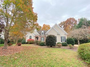 4004 Shadow Ln, Williamsburg, VA 23188