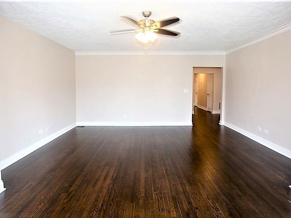 3rd image of 4445 N Rockwell St #1