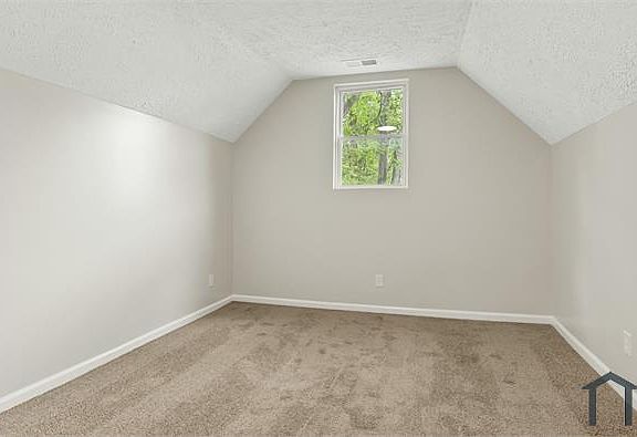 5th image of 1531 N Olney St