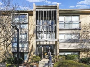 2122 Green Watch Way UNIT 100, Reston, VA 20191