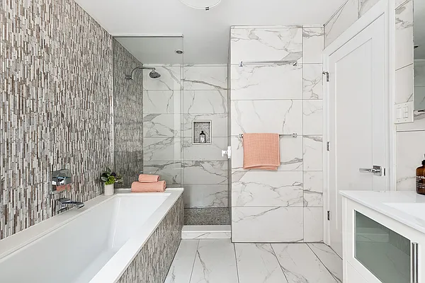 Sold by Compass | media 7