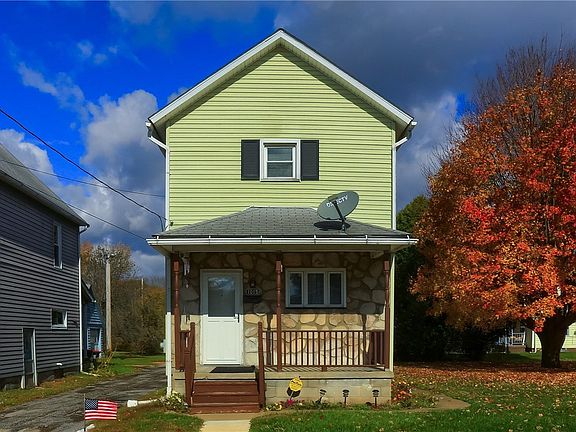 3rd image of 1015 Loraine Ave