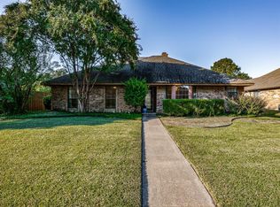 4907 Willow Ridge Dr, Mesquite, TX 75150