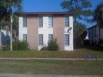 2nd image of 463 76th Ave N APT 1
