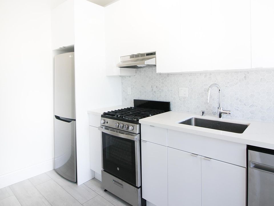 1st image of 3270 21st St #304