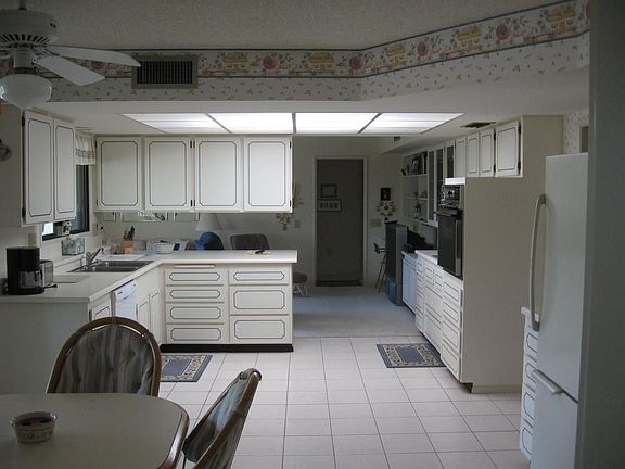 5th image of 12417 W Tigerseye Dr
