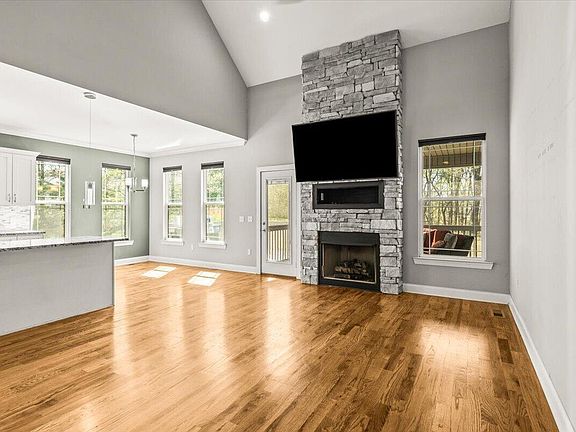 5th image of 8614 Ooltewah Harrison Rd