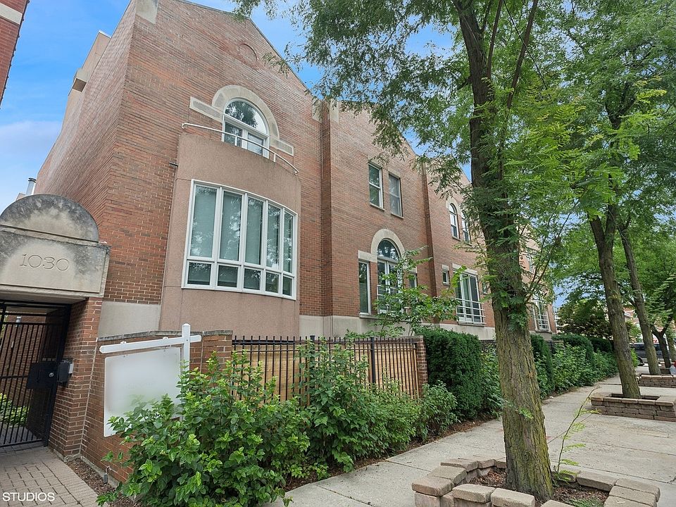 1st image of 1030 W Wrightwood Ave APT C