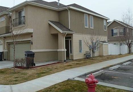 2nd image of 1560 Alsace Way