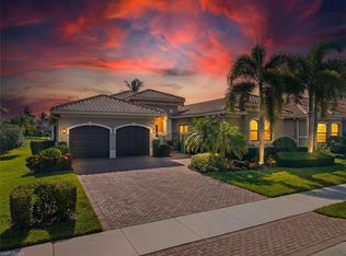 3384 Atlantic Cir, Naples, FL 34119
