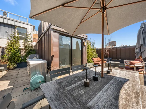 165 Hudson Street PHA image 15 of 15