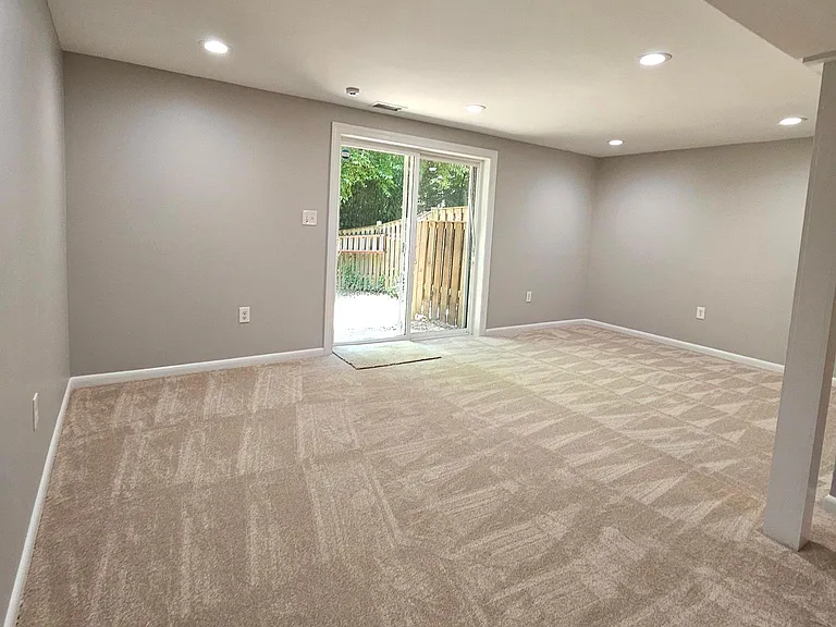 6430 Shannon Station Ct — Photo 29
