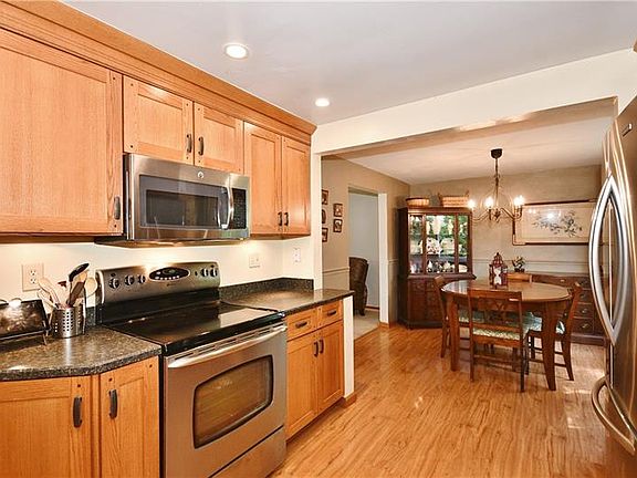 4th image of 5993 Glen Hill Dr