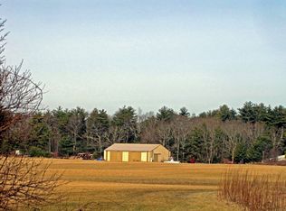 321 Switch Rd, Hope Valley, RI 02832