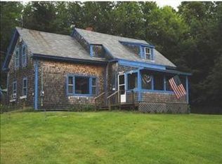 17 Labrador Ln, Montville, ME 04941