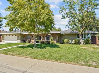 2587 American River Dr, Sacramento, CA