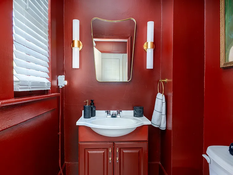 1504 W Friendly Ave #A — Photo 19
