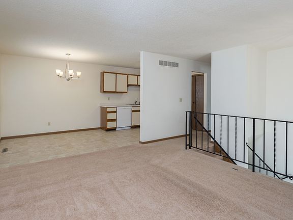 2nd image of 13307 Court Pl