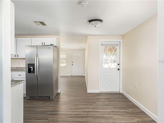 5th image of 4124 1st St NW