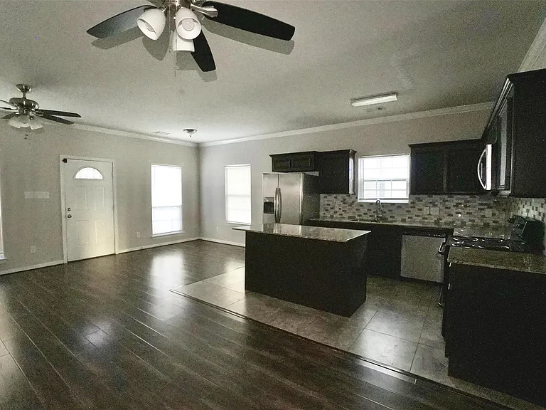 2523 Kirk St #B — Photo 3