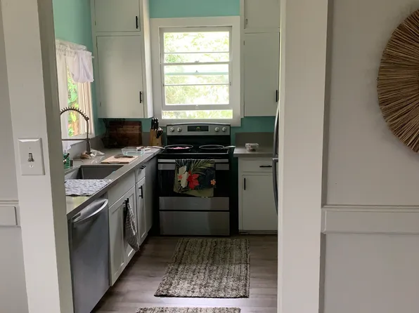 (undisclosed Address), Hilo, HI 96720