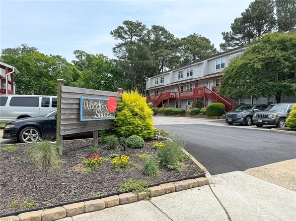500 Barberton Dr APT 204, Virginia Beach, VA 23451