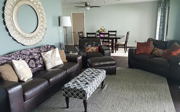 2nd image of 808 Gregden Shores Dr