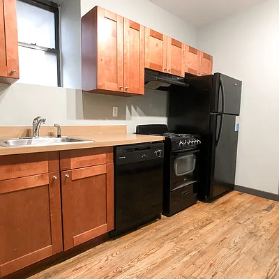 Rented by Highline Residential | media 28