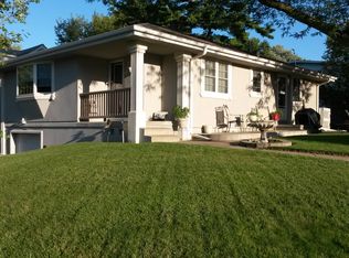 4923 Grover St, Omaha, NE 68106