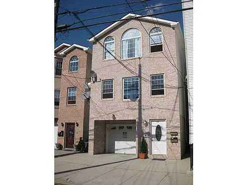 52 Belmont Ave #1 Photo 1
