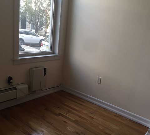 5th image of 146 9th St #1 B