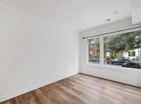 1314 Orren St NE, Washington, DC