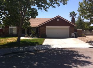 6014 Madrid Ct, Palmdale, CA 93552