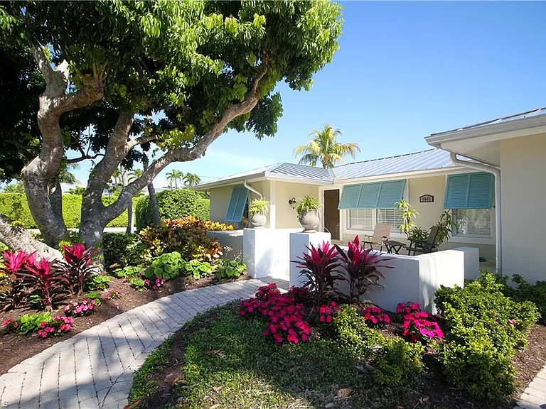 1645 Mullet Ct — Photo 3