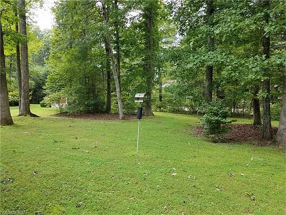 Large level backyard