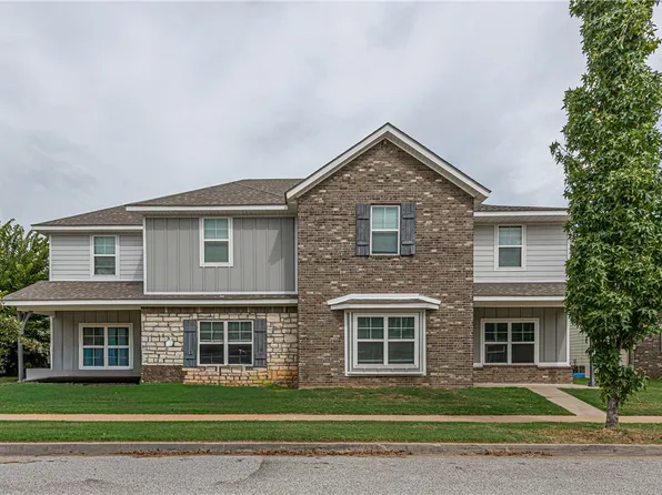 4134 & 4136 W Sardinia Way, Fayetteville, AR 72704