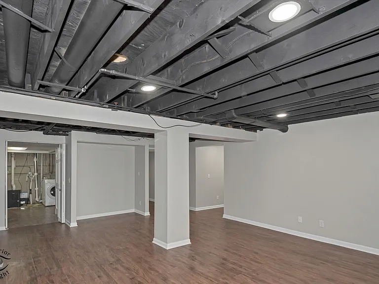 30W150 Foxboro Ct — Photo 26
