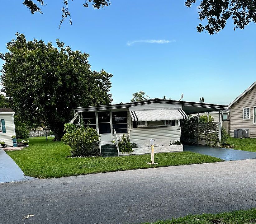 1st image of 3009 NW 65th Ave