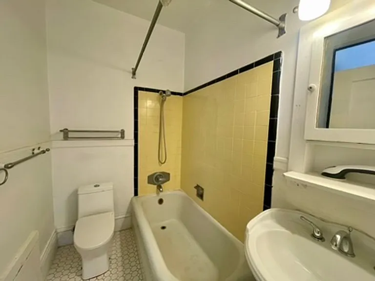 3400 Fulton St #4 — Photo 8