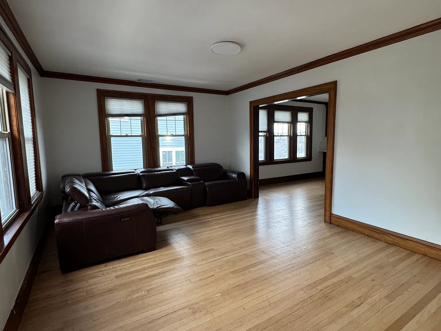 3 bed, 1500 sqft, $3,650 — Photo 2