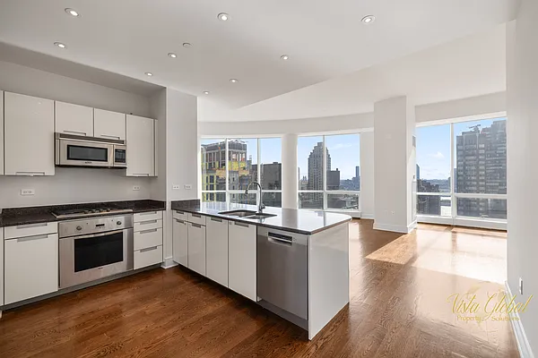 Rented by Vista Global Property Solutions | media 4