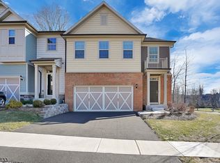 1 Brompton Pl, Randolph, NJ 07869