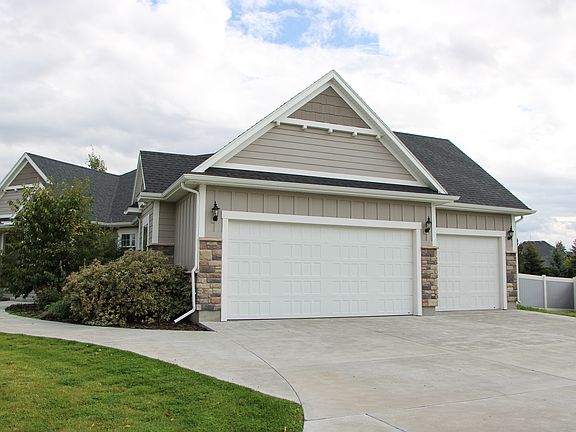 Driveway & 3 car garage