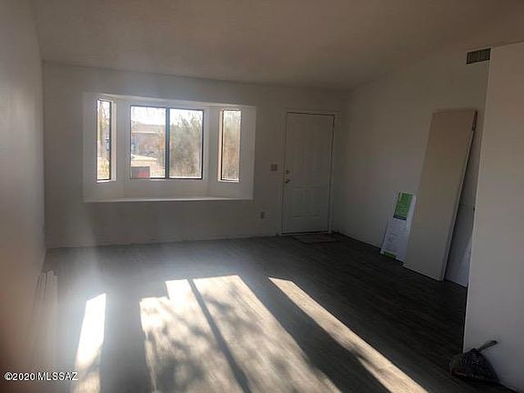 2nd image of 6070 S Moorheart Pl