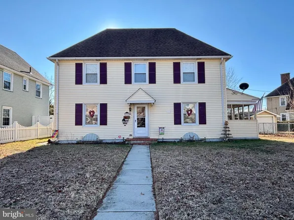228 Christiana St, Gloucester City, NJ 08030