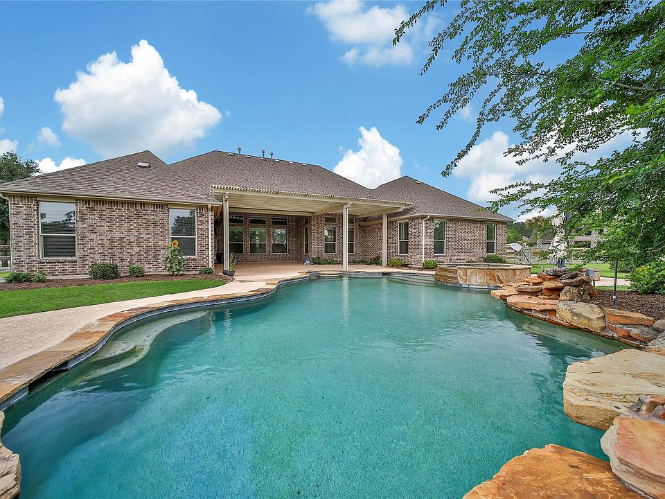 1st image of 15219 Beisert Cir