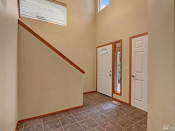 4th image of 3732 156th St SW APT L