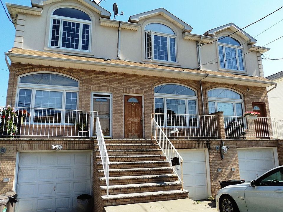 1st image of 27 Pearsall St