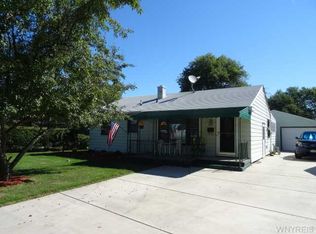 5027 Stewart Pkwy, Hamburg, NY 14075