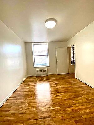 4th image of 540 E 22nd St #F1